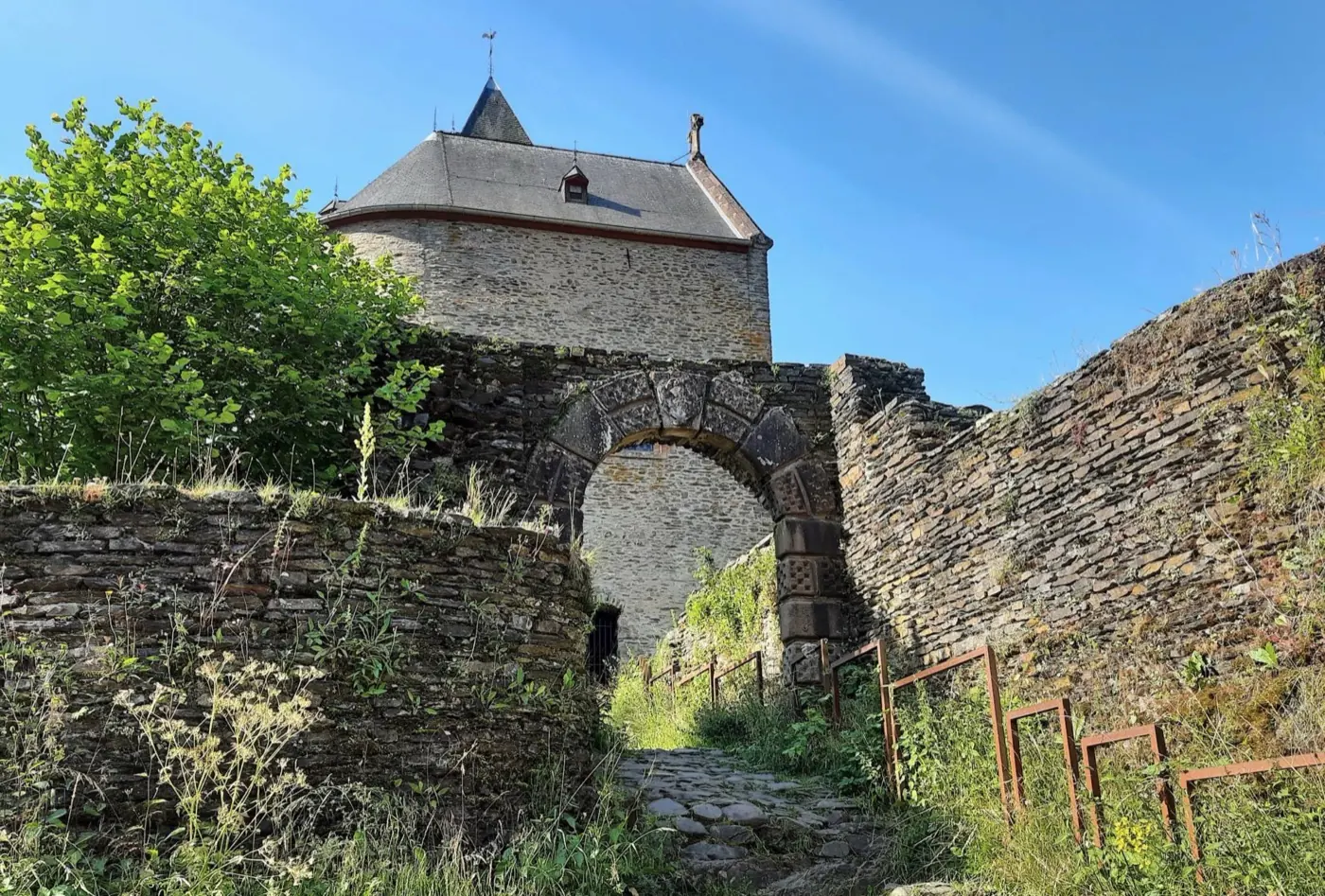 Approach to Esch-sur-Sûre Castle showing its setting in Esch-sur-Sûre, Luxembourg